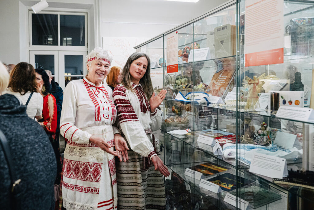 Jutuvestmisõhtul kõlavad eri kogukondade lood Tartusse jõudmisest 